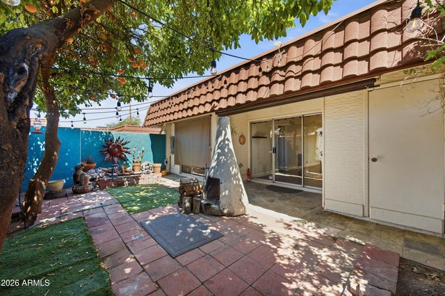 5233 N 15TH Drive, Phoenix, AZ 85015