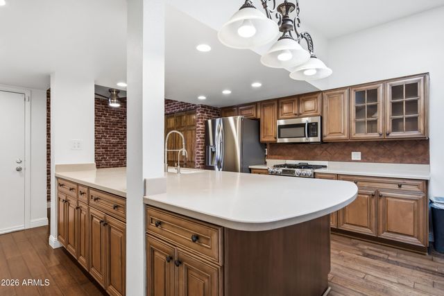 5233 N 15TH Drive, Phoenix, AZ 85015