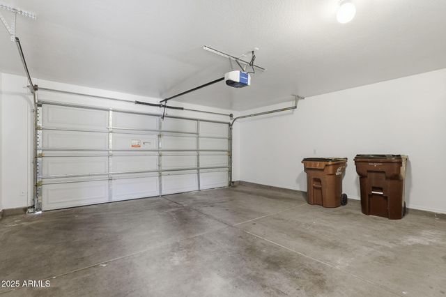 2691 S CHAPARRAL Road, Apache Junction, AZ 85119