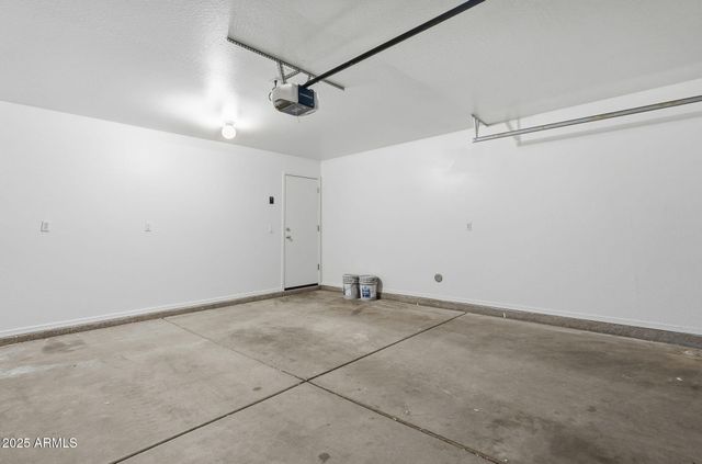 2691 S CHAPARRAL Road, Apache Junction, AZ 85119