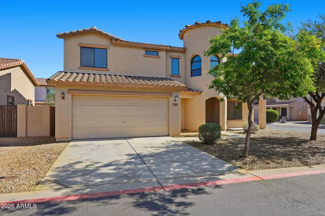 2691 S CHAPARRAL Road, Apache Junction, AZ 85119