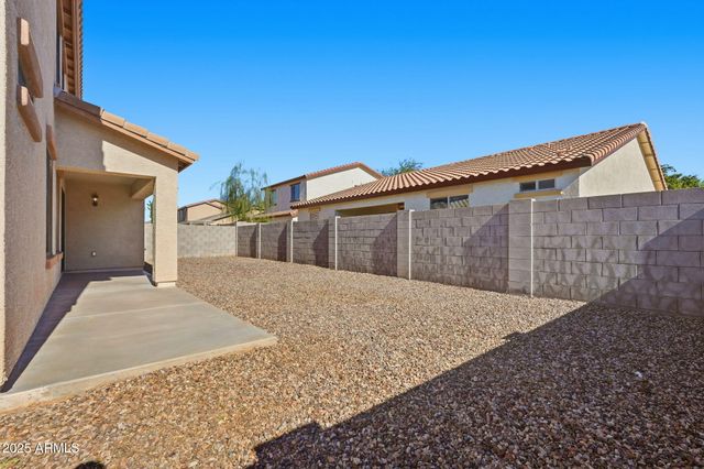 2691 S CHAPARRAL Road, Apache Junction, AZ 85119