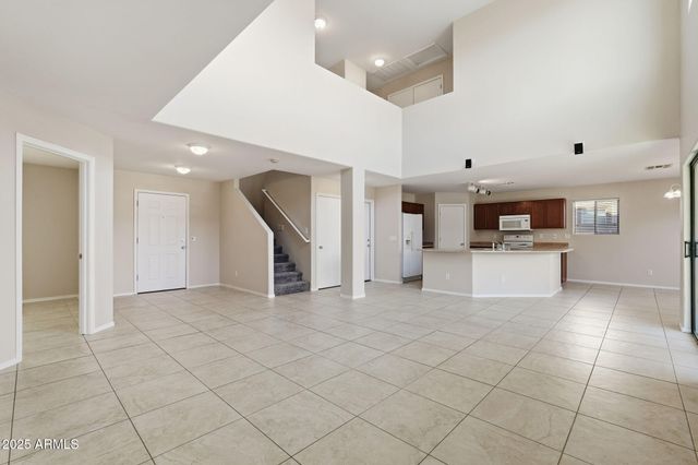 2691 S CHAPARRAL Road, Apache Junction, AZ 85119