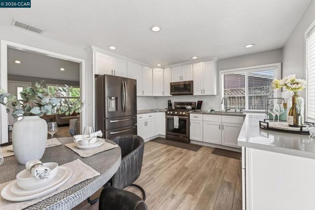 1513 Rue Avati, San Jose, CA 95131