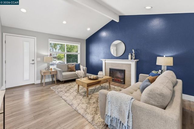 1513 Rue Avati, San Jose, CA 95131