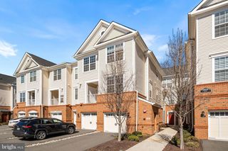 23235 MILLTOWN KNOLL SQ #108, Ashburn, VA 20148
