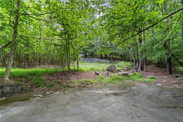 1340 W Garmon Road, Sandy Springs, GA 30327