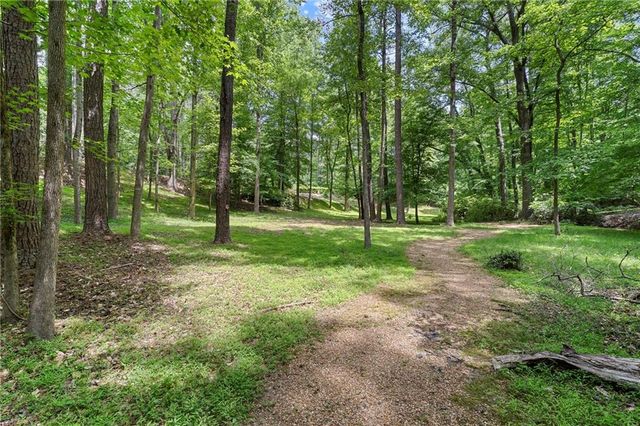 1340 W Garmon Road, Sandy Springs, GA 30327