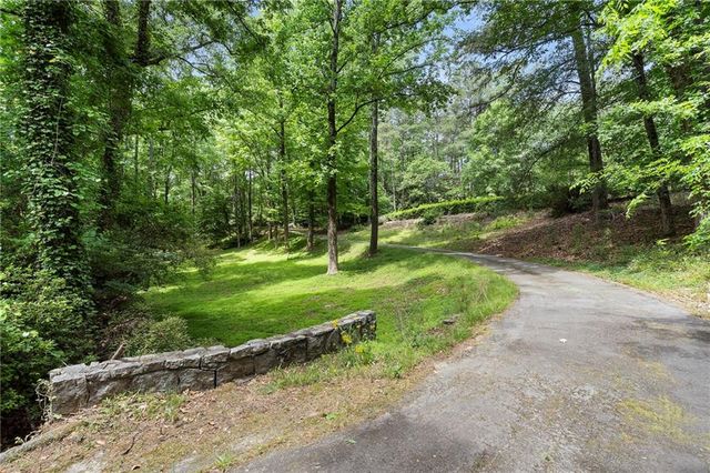 1340 W Garmon Road, Sandy Springs, GA 30327