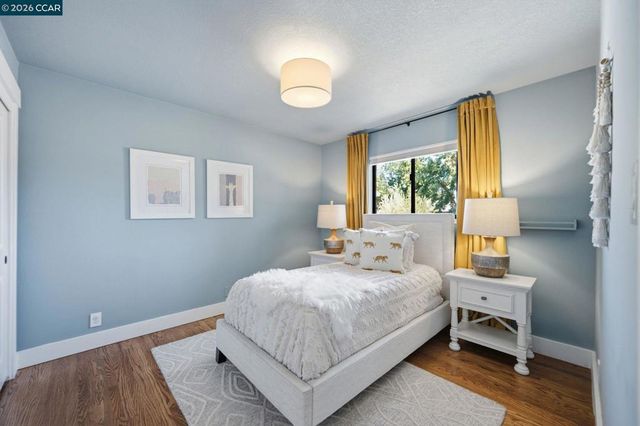 1739 Woodcrest Dr, Concord, CA 94521