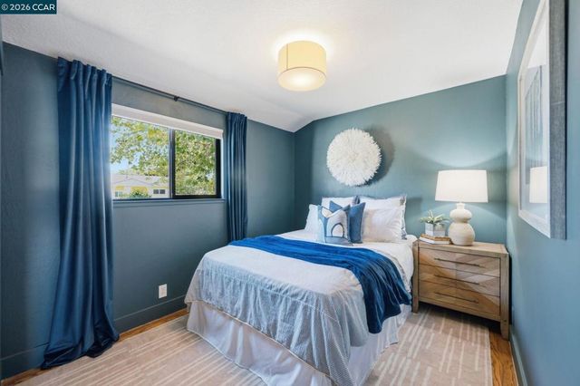 1739 Woodcrest Dr, Concord, CA 94521