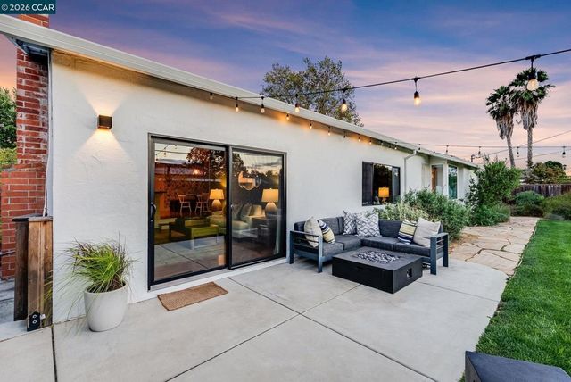 1739 Woodcrest Dr, Concord, CA 94521