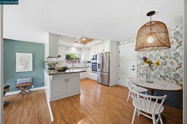 1739 Woodcrest Dr, Concord, CA 94521