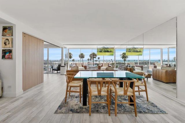 1200 Harbor Drive North 4B, Oceanside, CA 92054