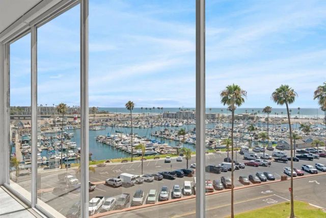 1200 Harbor Drive North 4B, Oceanside, CA 92054