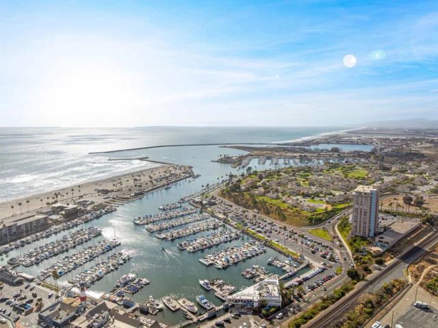1200 Harbor Drive North 4B, Oceanside, CA 92054