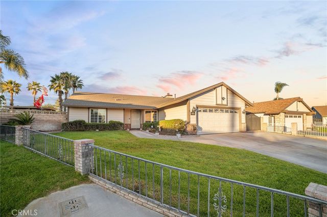 1549 Agate, Colton, CA 92324