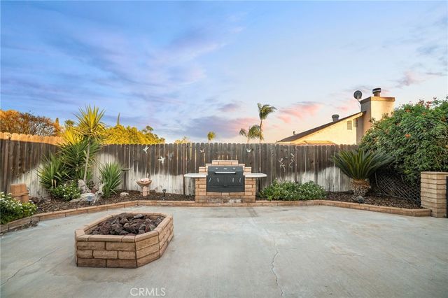 1549 Agate, Colton, CA 92324