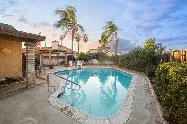 1549 Agate, Colton, CA 92324