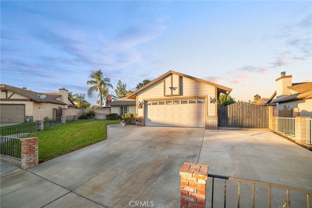 1549 Agate, Colton, CA 92324