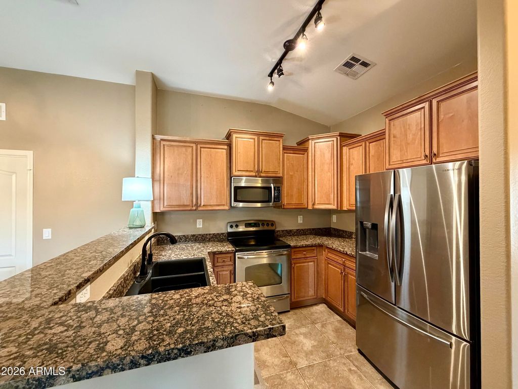 2725 E MINE CREEK Road 2058, Phoenix, AZ 85024 — photo 5