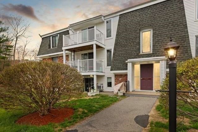 96 Main St E6, Foxboro, MA 02035