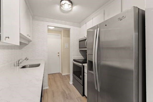 96 Main St E6, Foxboro, MA 02035