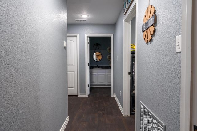 200 Lakeside Drive, West Tawakoni, TX 75474