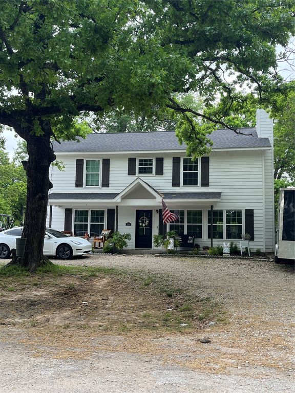 200 Lakeside Drive, West Tawakoni, TX 75474