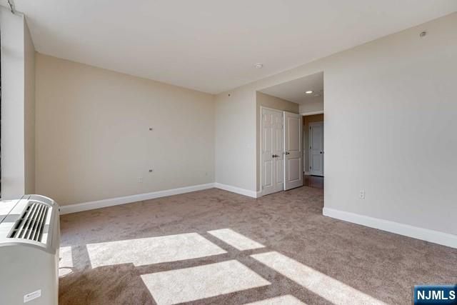 29 1st Street 401, Hackensack, NJ 07601