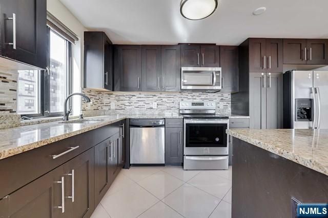 29 1st Street 401, Hackensack, NJ 07601