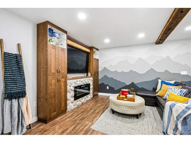 11053 E 28th Pl, Denver, CO 80238