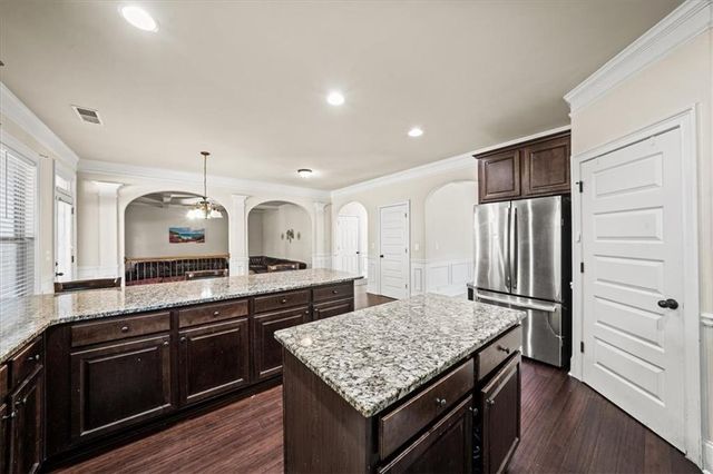 104 SHIMMERING WATERS Lane, Fayetteville, GA 30214