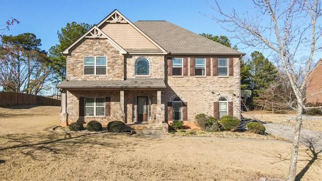 104 SHIMMERING WATERS Lane, Fayetteville, GA 30214