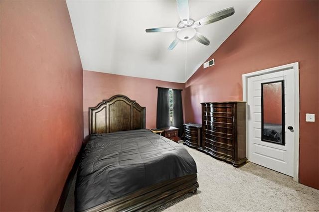 104 SHIMMERING WATERS Lane, Fayetteville, GA 30214