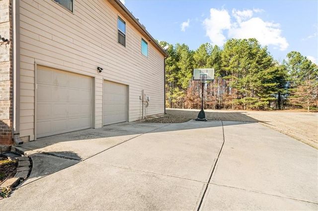 104 SHIMMERING WATERS Lane, Fayetteville, GA 30214