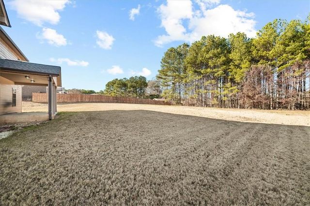 104 SHIMMERING WATERS Lane, Fayetteville, GA 30214