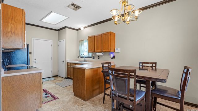 7942 LAS OLAS BLVD, San Antonio, TX 78250