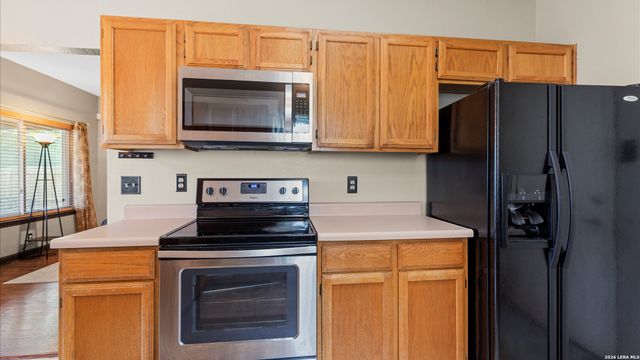 7942 LAS OLAS BLVD, San Antonio, TX 78250