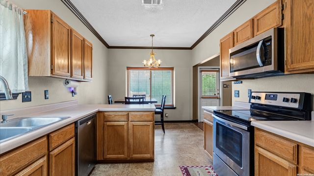 7942 LAS OLAS BLVD, San Antonio, TX 78250