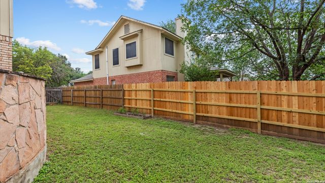 7942 LAS OLAS BLVD, San Antonio, TX 78250