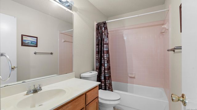 7942 LAS OLAS BLVD, San Antonio, TX 78250
