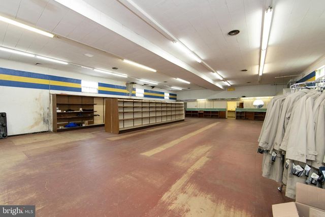 2412 GOOD INTENT RD, Woodbury, NJ 08096