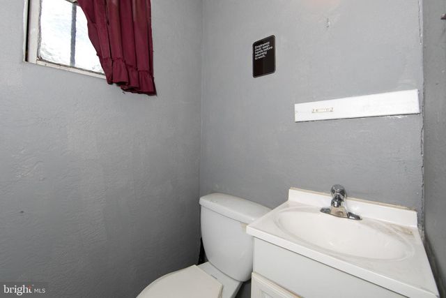 2412 GOOD INTENT RD, Woodbury, NJ 08096