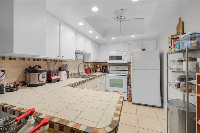 12501 McGregor BLVD 8, Fort Myers, FL 33919