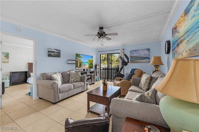 12501 McGregor BLVD 8, Fort Myers, FL 33919