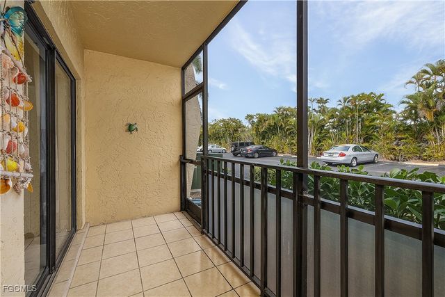 12501 McGregor BLVD 8, Fort Myers, FL 33919