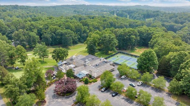 300 S Pointe Shore Dr Apt 411, Moneta, VA 24121