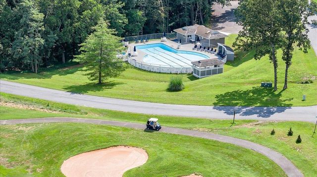 300 S Pointe Shore Dr Apt 411, Moneta, VA 24121