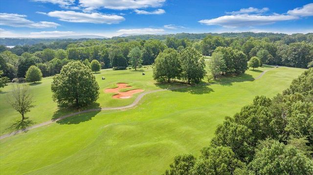 300 S Pointe Shore Dr Apt 411, Moneta, VA 24121